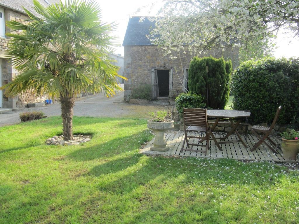 Chambres D'Hotes La Pinderie Val-Couesnon Εξωτερικό φωτογραφία