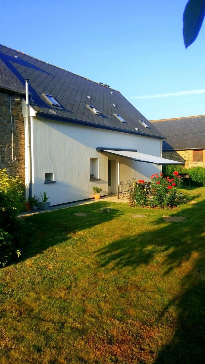 Chambres D'Hotes La Pinderie Val-Couesnon Εξωτερικό φωτογραφία